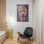 Vida Herastrau, Luxury 2