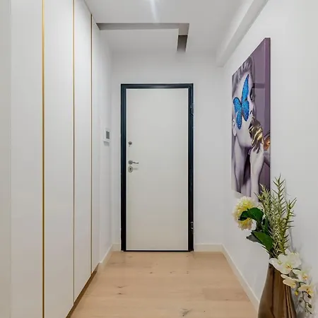 Vida Herastrau, Luxury 2 Appartement Boekarest