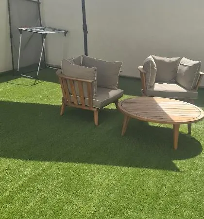 Vida Herastrau, Luxury 2 * Boekarest