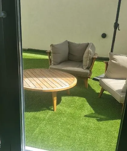 Vida Herastrau, Luxury 2 * Bucureşti